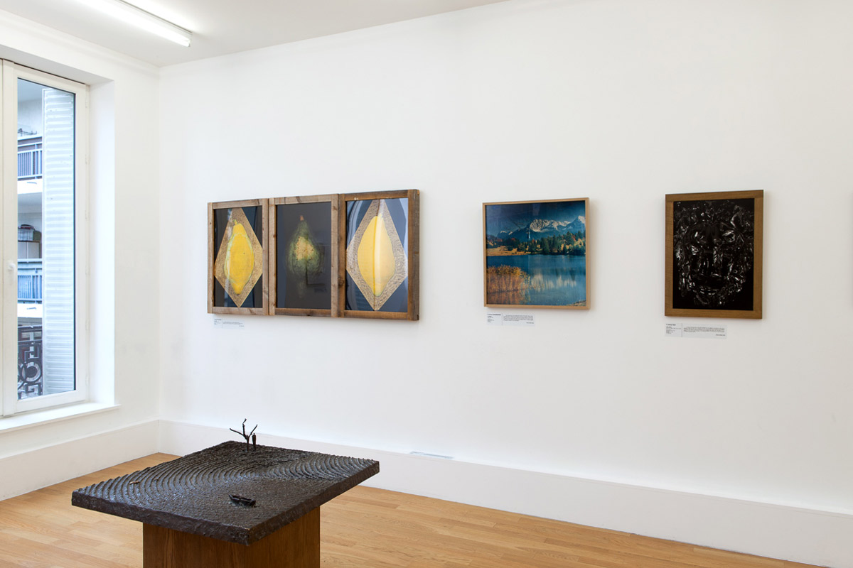 Art curator